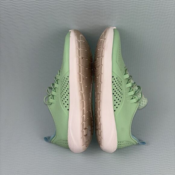 Crocs LiteRide Pacer Mint Green Rubber Slip On Sneaker Shoes Junior Size 4 - Picture 6 of 9